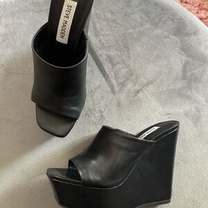 Steve Madden wedge